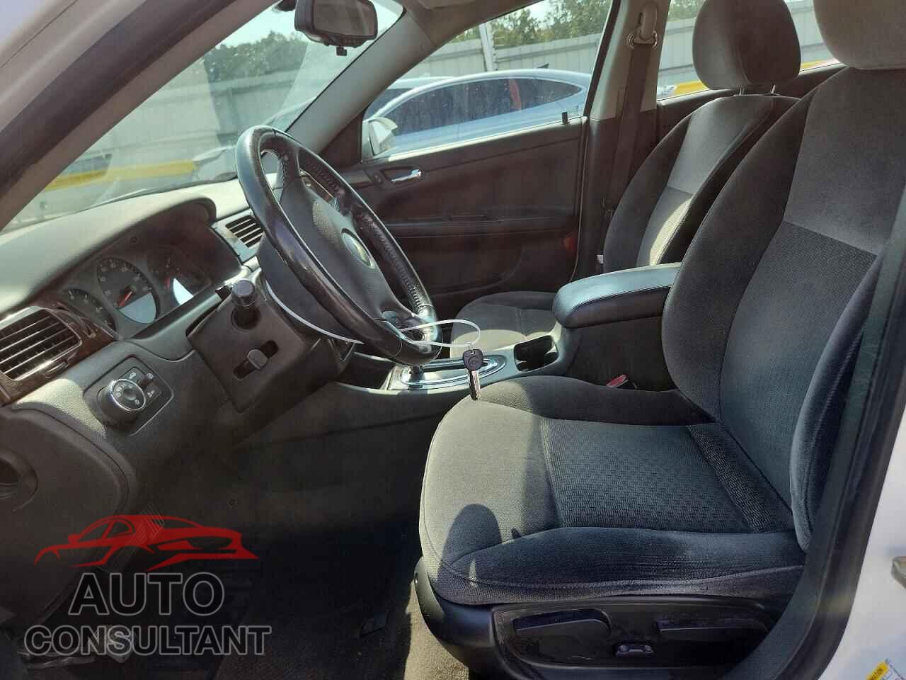 CHEVROLET IMPALA 2013 - 2G1WF5E38D1258052