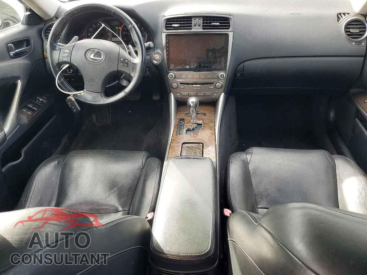 LEXUS IS 2009 - JTHCK262X92028769
