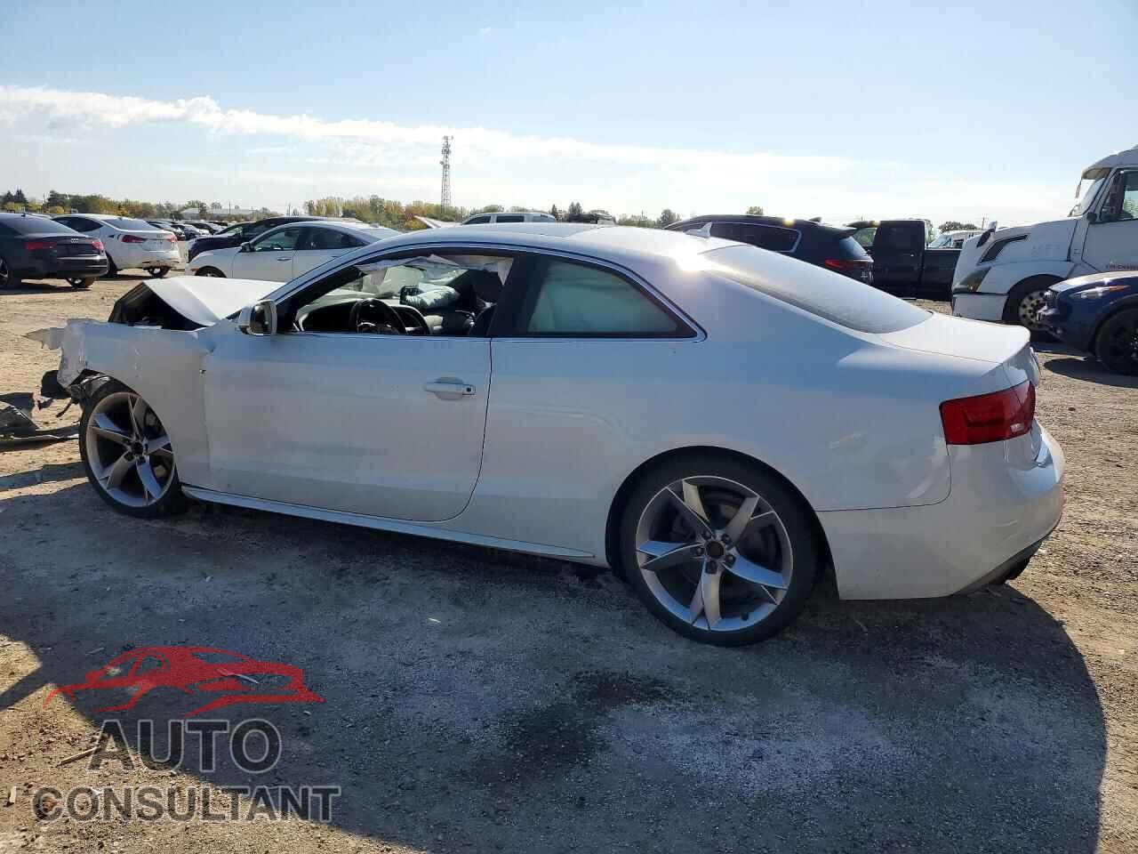 AUDI A5 2013 - WAUDFBFR3DA064578