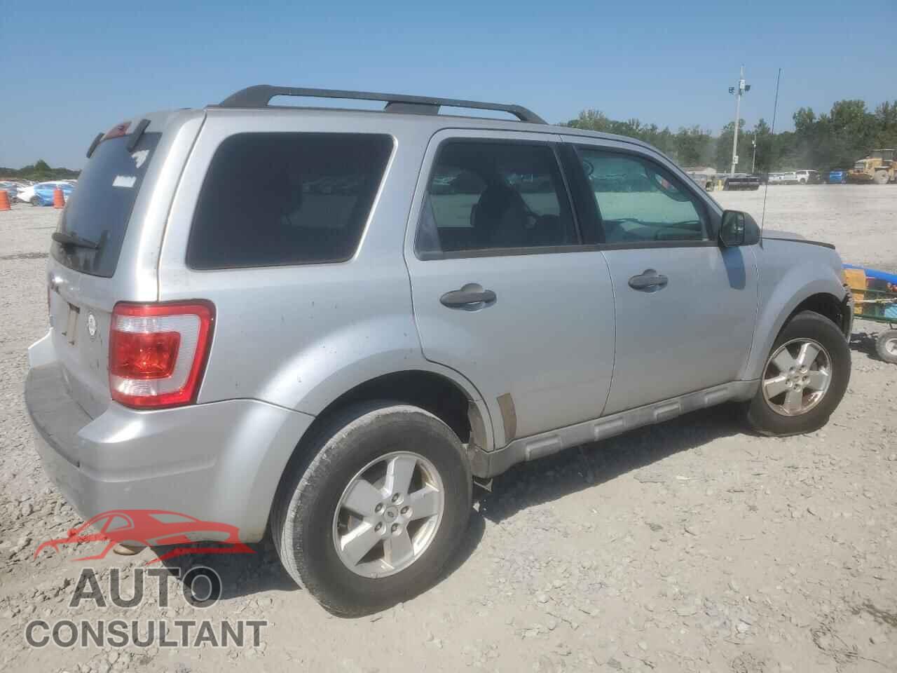 FORD ESCAPE 2010 - 1FMCU9D77AKC90980