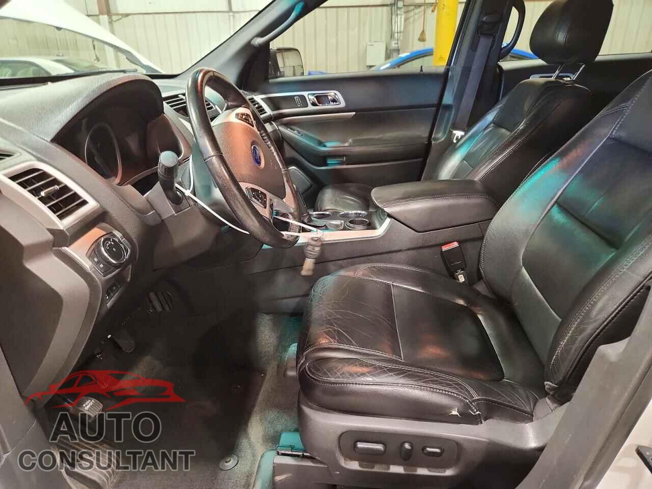 FORD EXPLORER 2013 - 1FM5K7D89DGB12023