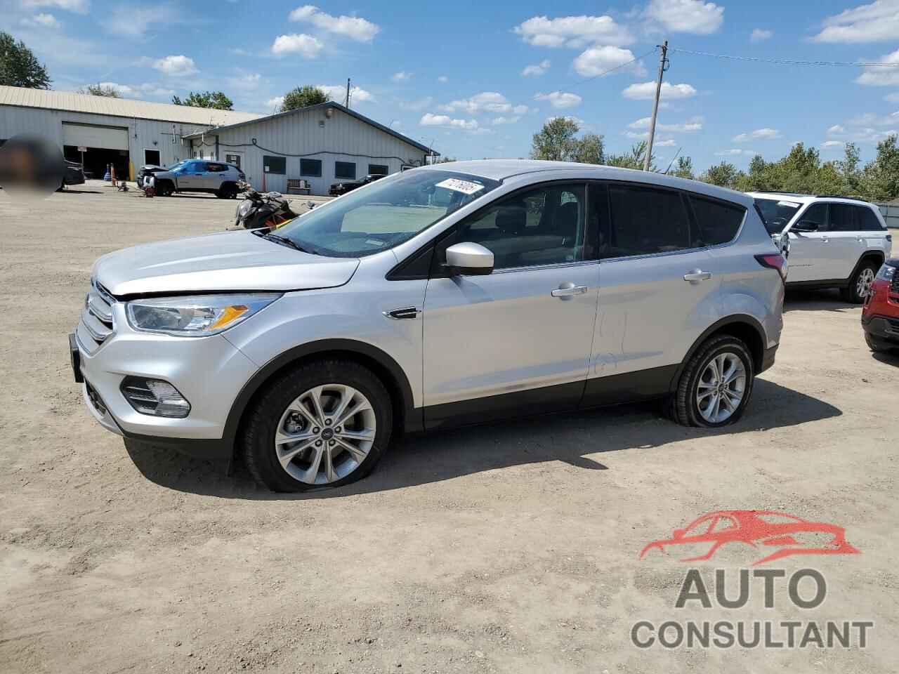 FORD ESCAPE 2017 - 1FMCU0G99HUE31703
