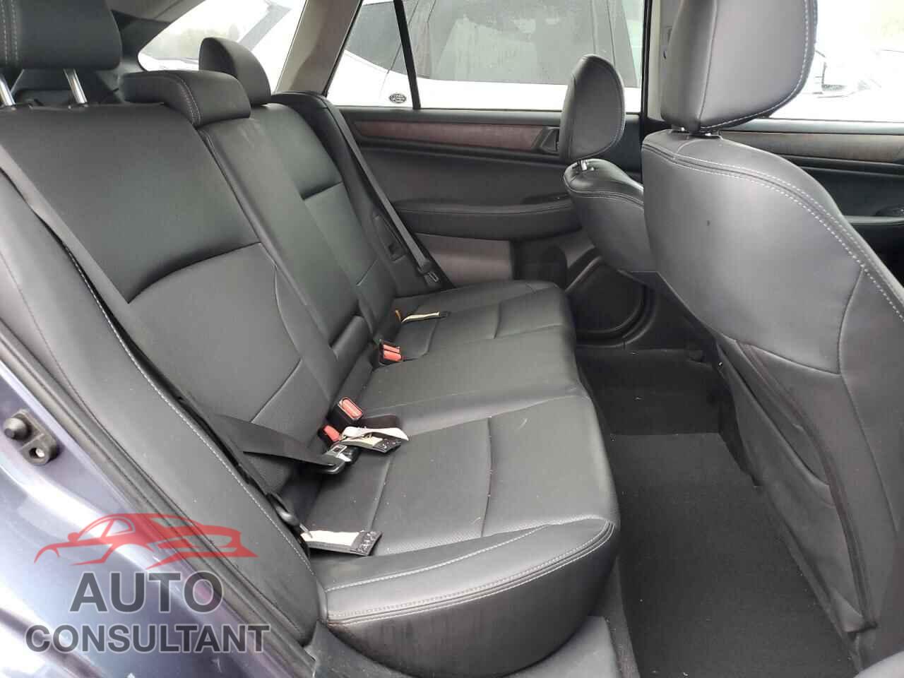 SUBARU OUTBACK 2017 - 4S4BSENC2H3273837