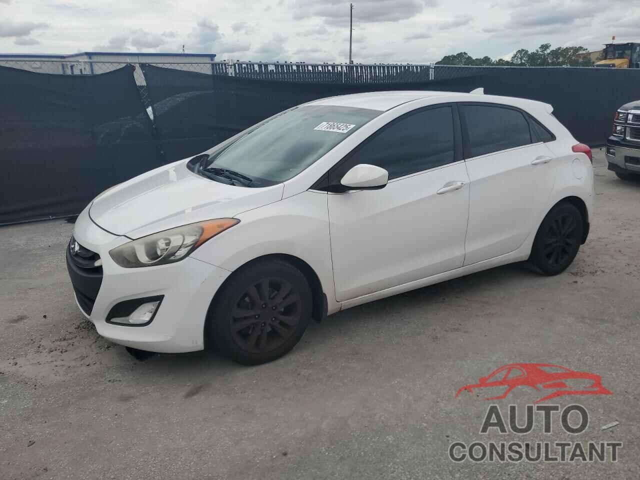 HYUNDAI ELANTRA 2013 - KMHD35LE7DU061255