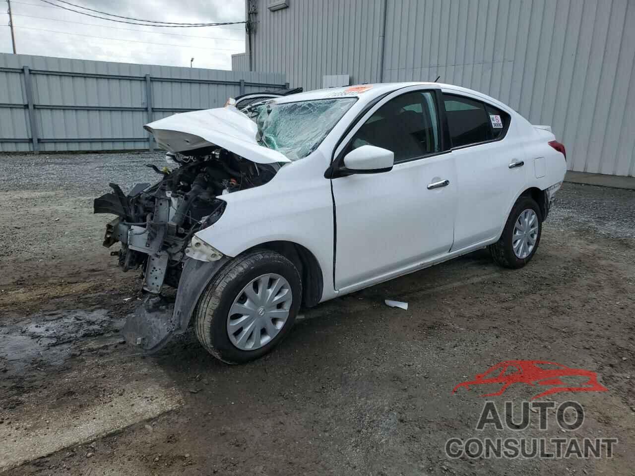 NISSAN VERSA 2017 - 3N1CN7AP5HL849061