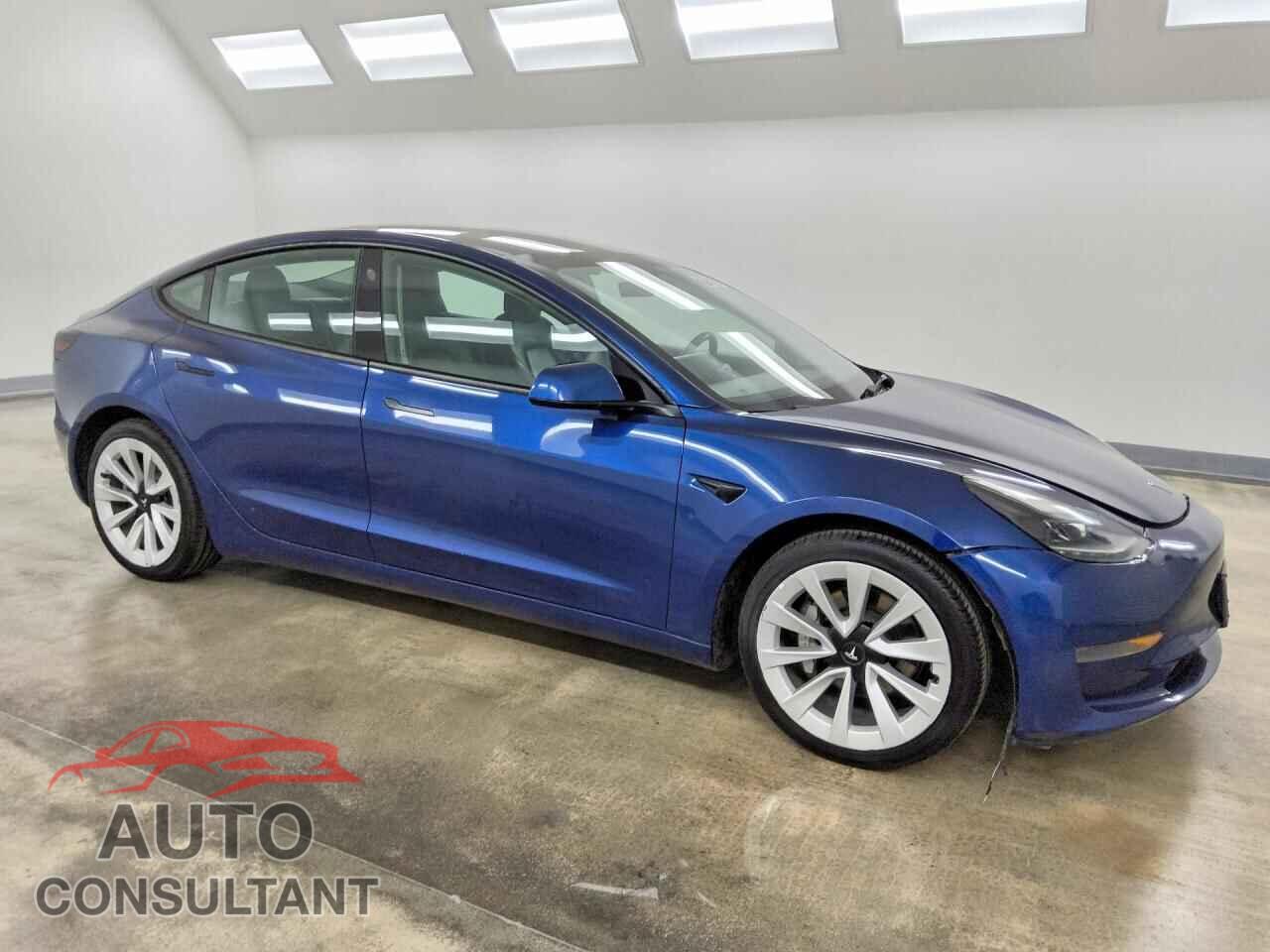 TESLA MODEL 3 2022 - 5YJ3E1EAXNF371939