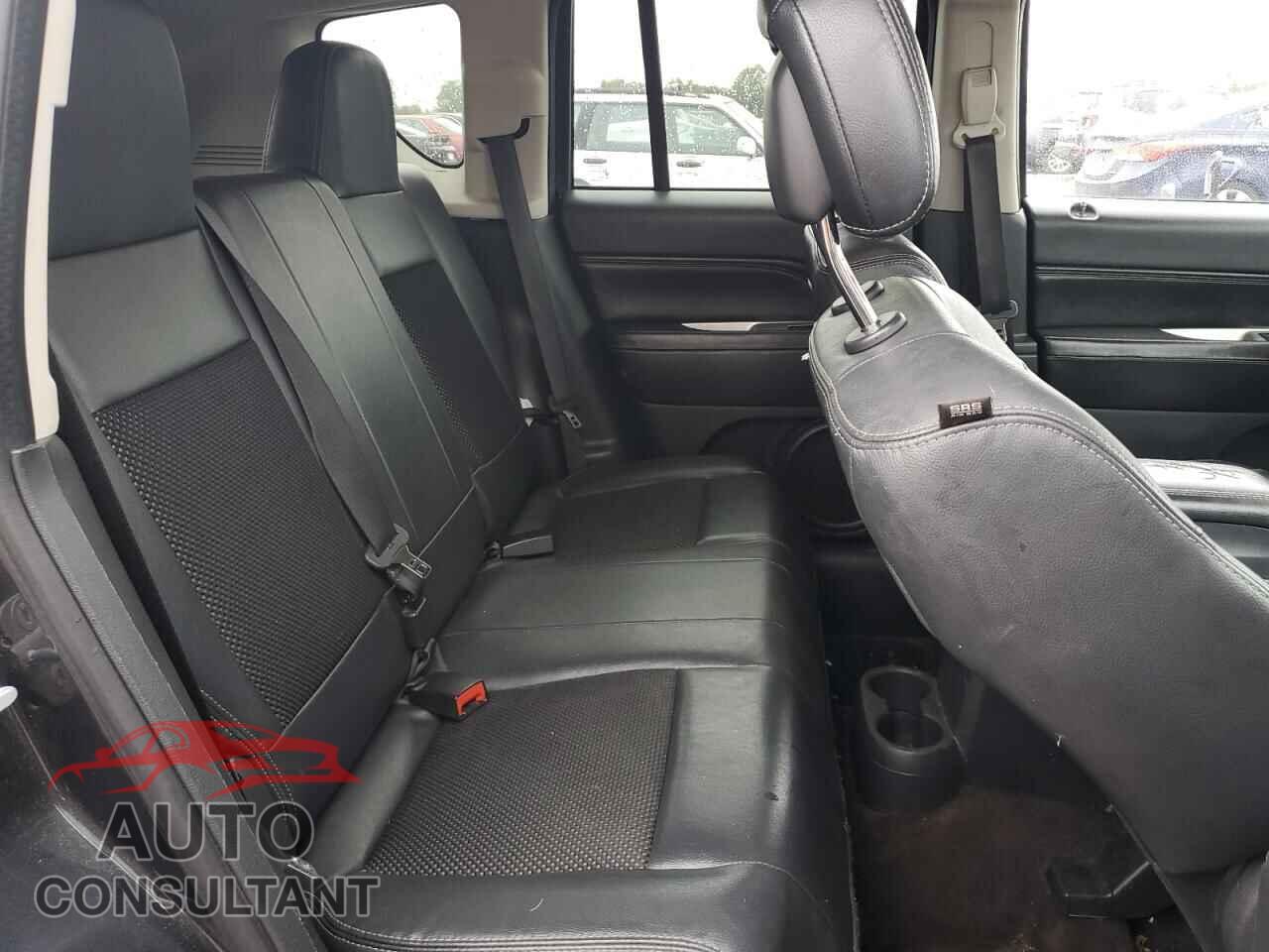 JEEP COMPASS 2014 - 1C4NJCEBXED818382
