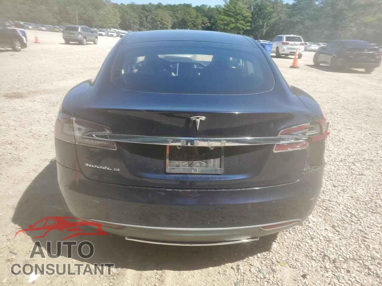 TESLA MODEL S 2014 - 5YJSA1S14EFP29385