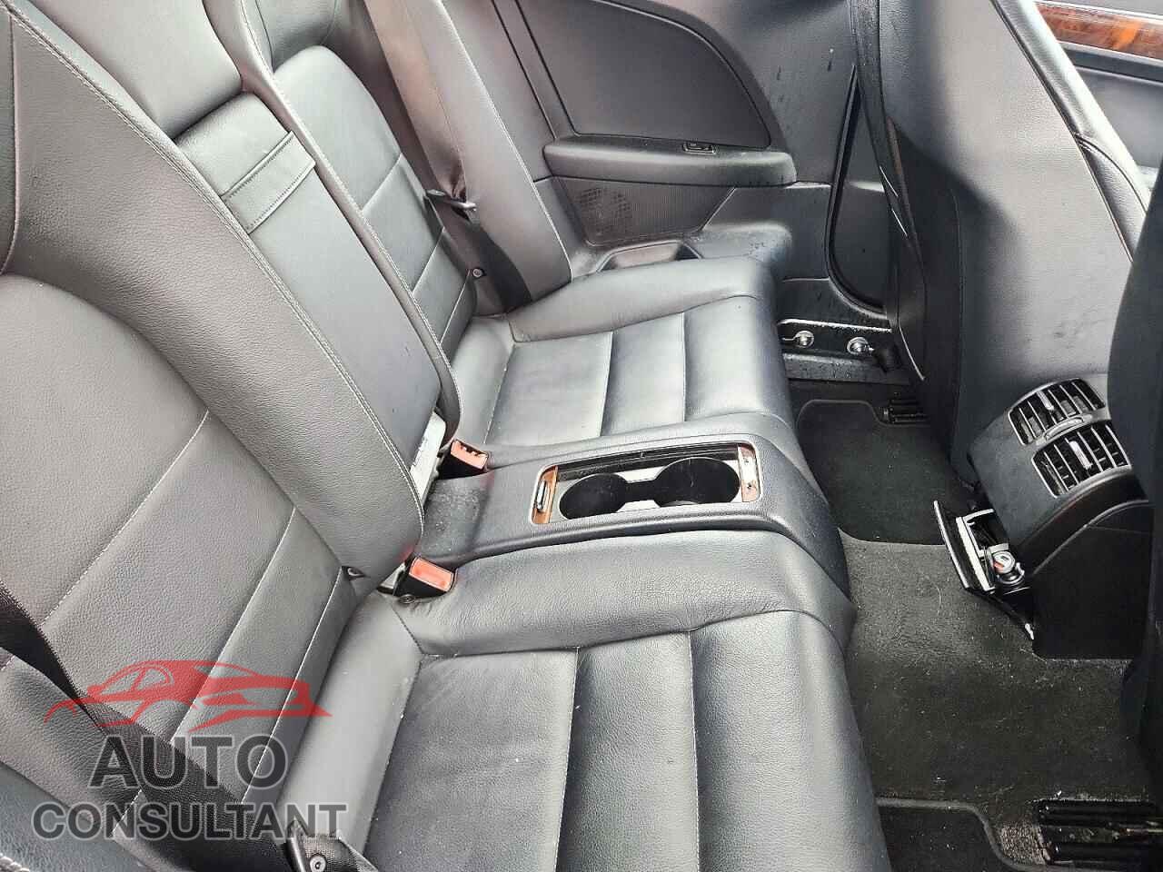 MERCEDES-BENZ E-CLASS 2012 - WDDKK5KF7CF147845