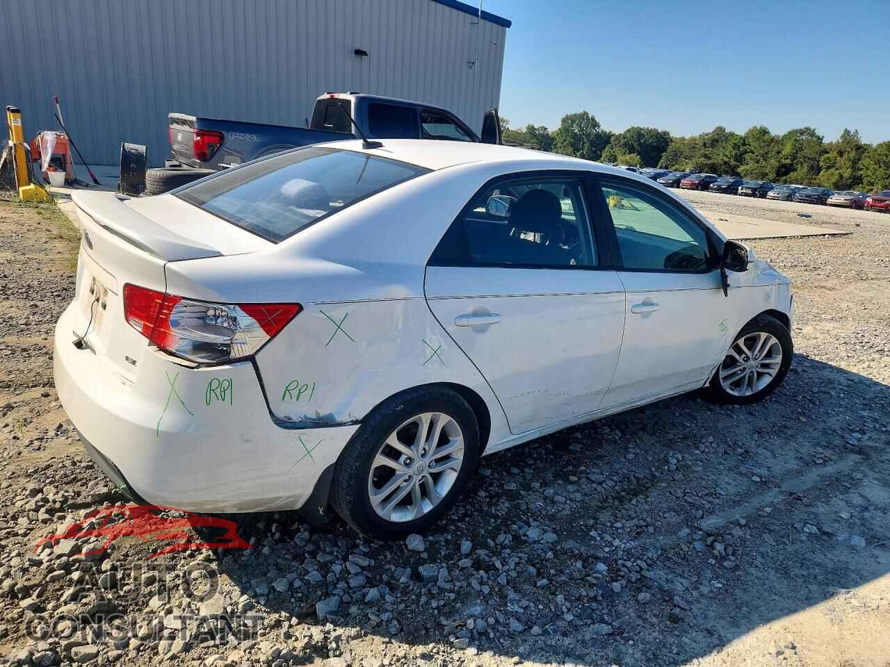 KIA FORTE 2012 - KNAFU4A25C5588097