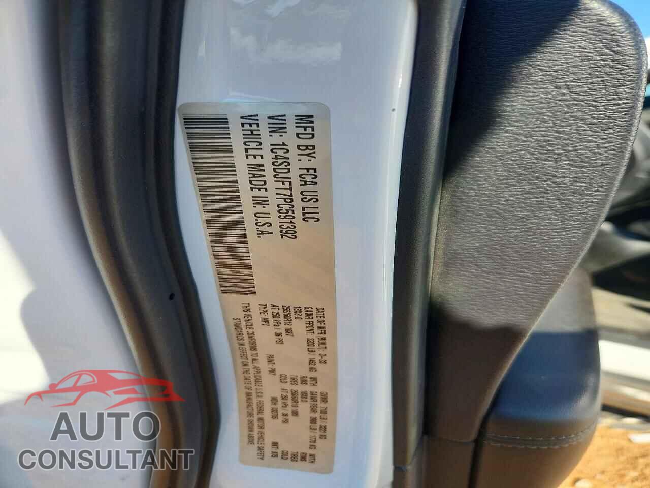 DODGE DURANGO 2023 - 1C4SDJFT7PC591392