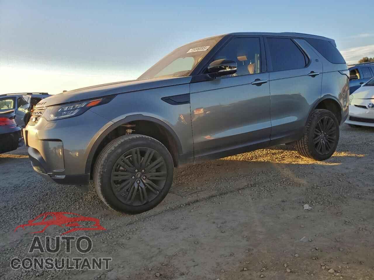 LAND ROVER DISCOVERY 2017 - SALRRBBV4HA044020