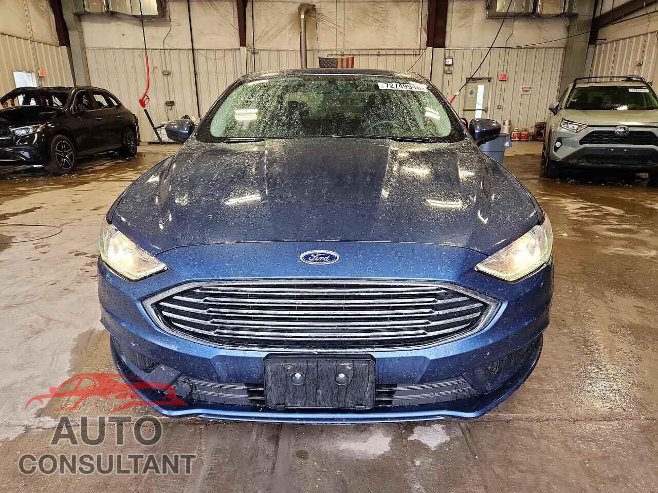 FORD FUSION 2018 - 3FA6P0LU9JR232396