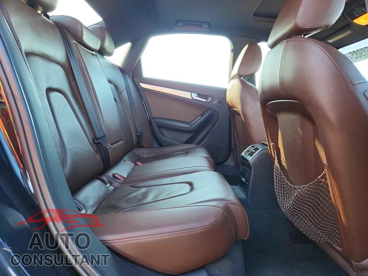 AUDI A4 2014 - WAUFFAFL0EA053215
