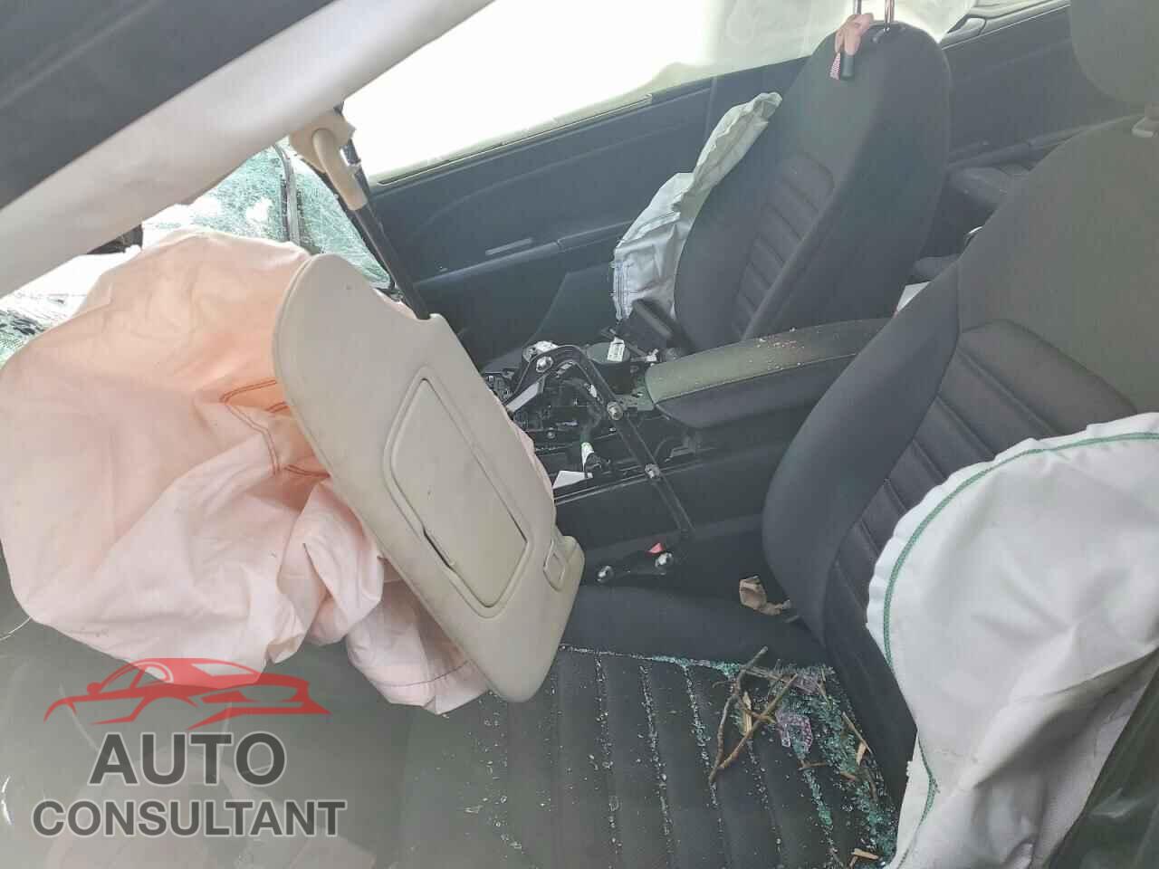 FORD FUSION 2017 - 3FA6P0H75HR332850
