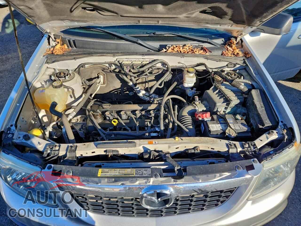 MAZDA TRIBUTE 2011 - 4F2CY9C72BKM00734