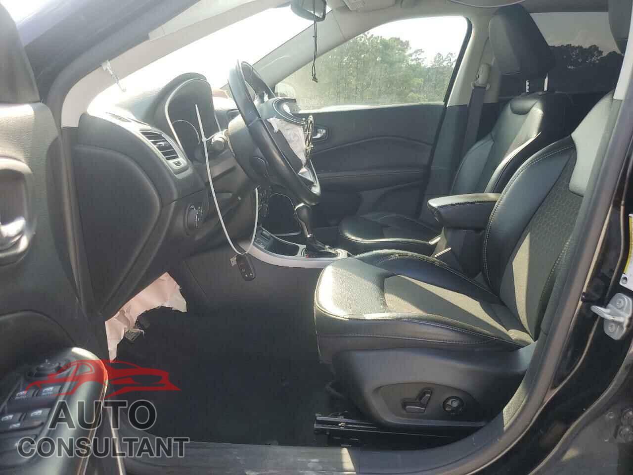JEEP COMPASS 2020 - 3C4NJCBB2LT133837