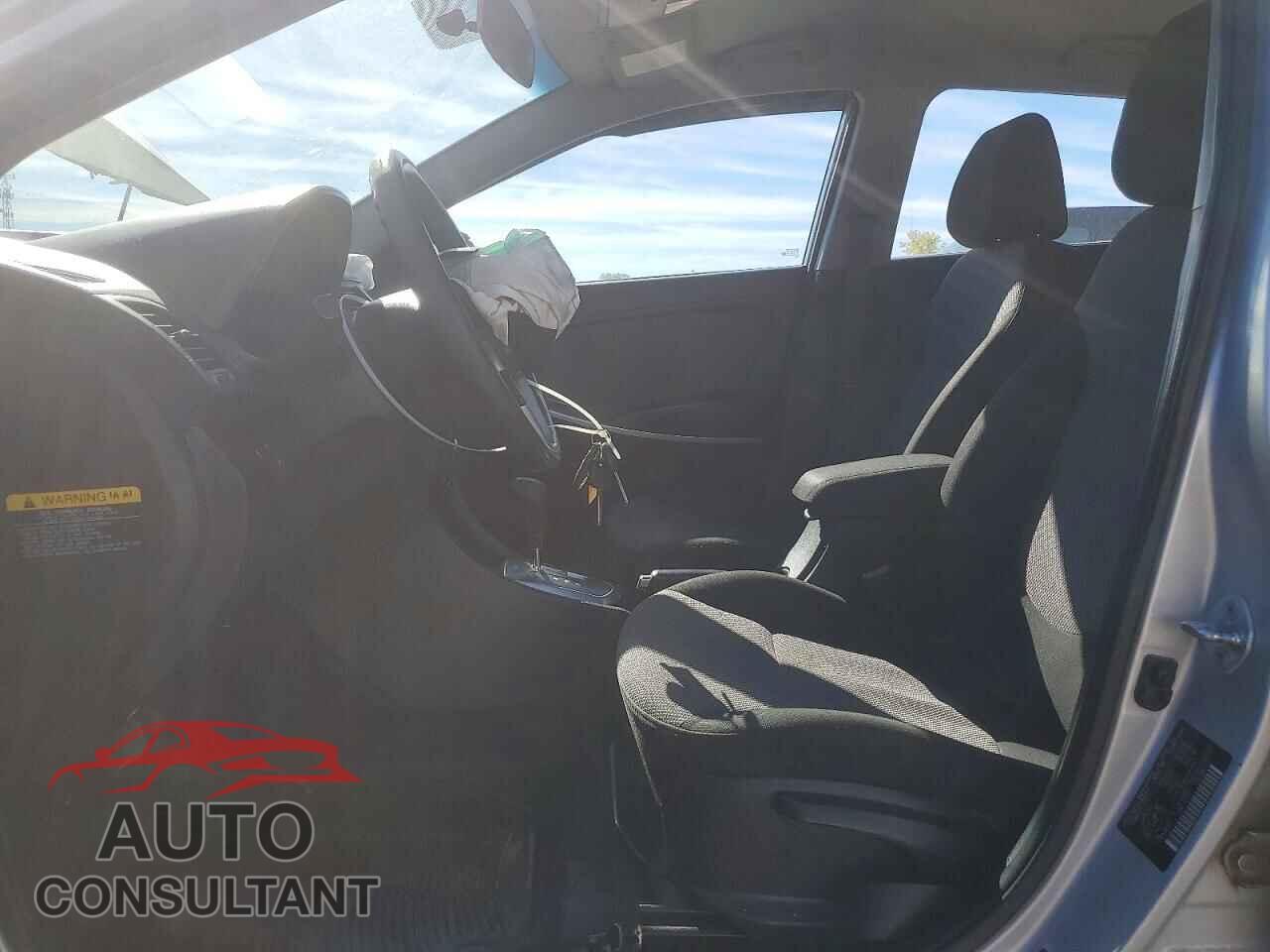 HYUNDAI ACCENT 2014 - KMHCT5AE3EU184597