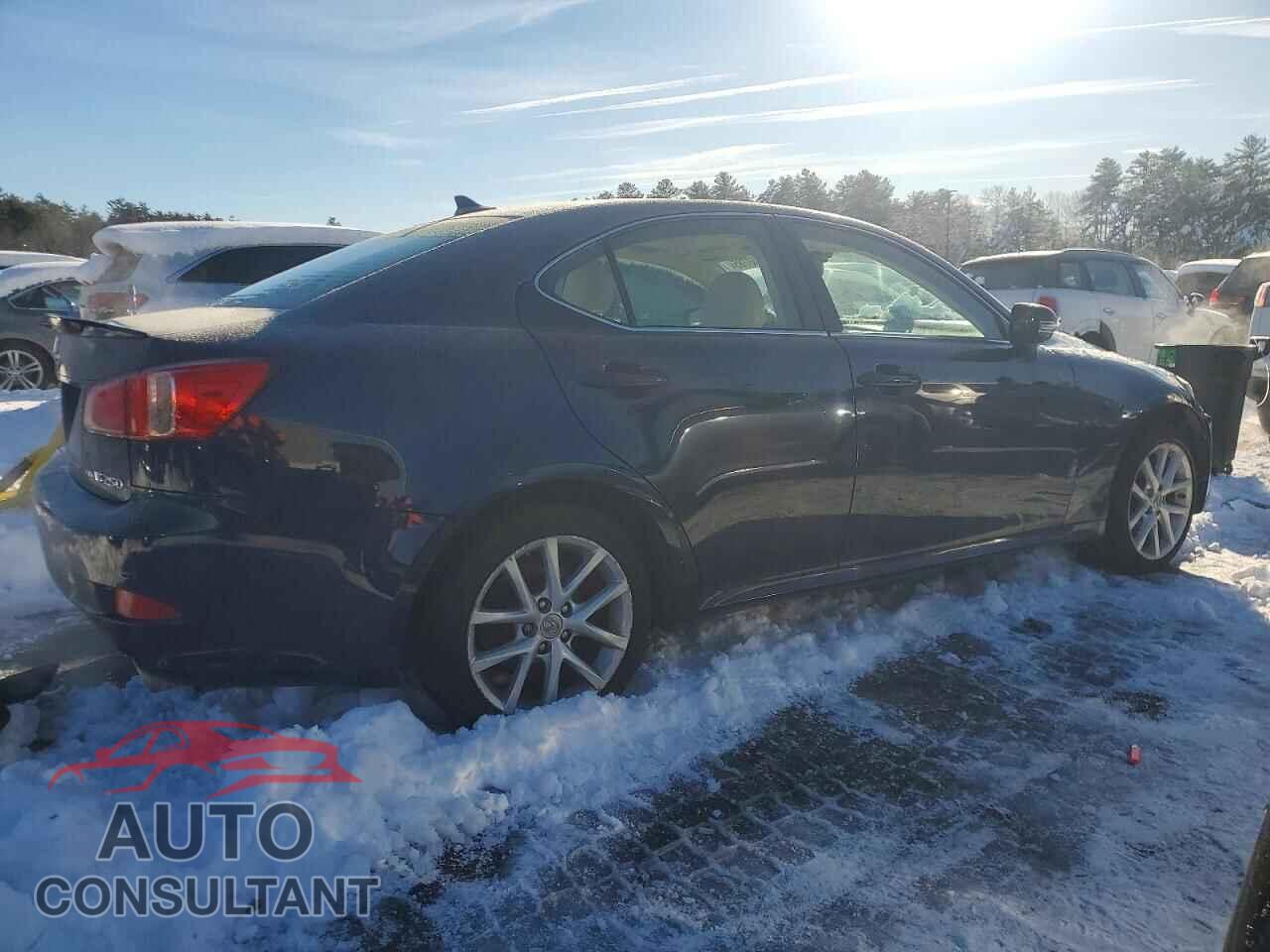 LEXUS IS 2011 - JTHCF5C29B5046713