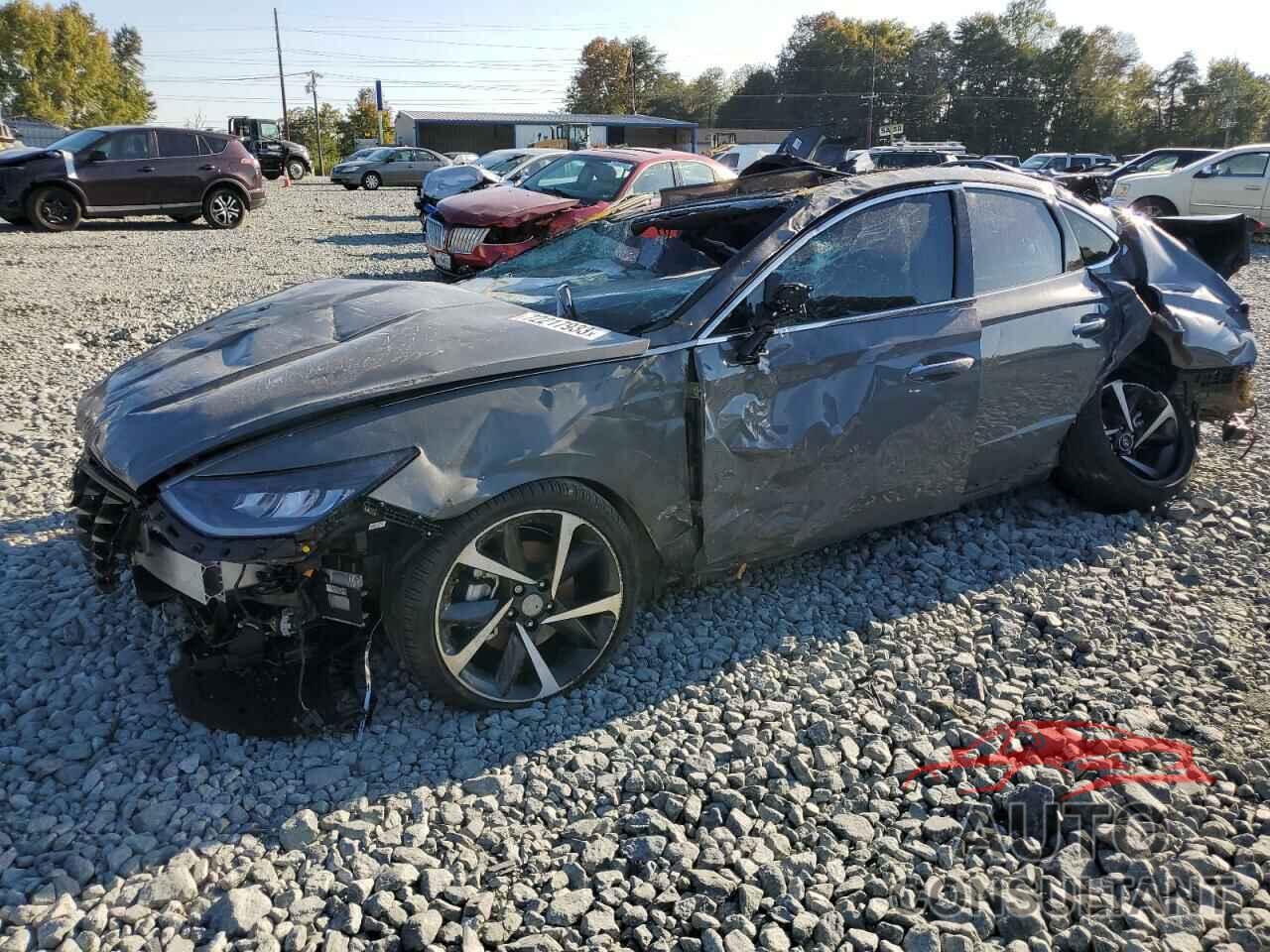 HYUNDAI SONATA 2023 - KMHL44J2XPA284455