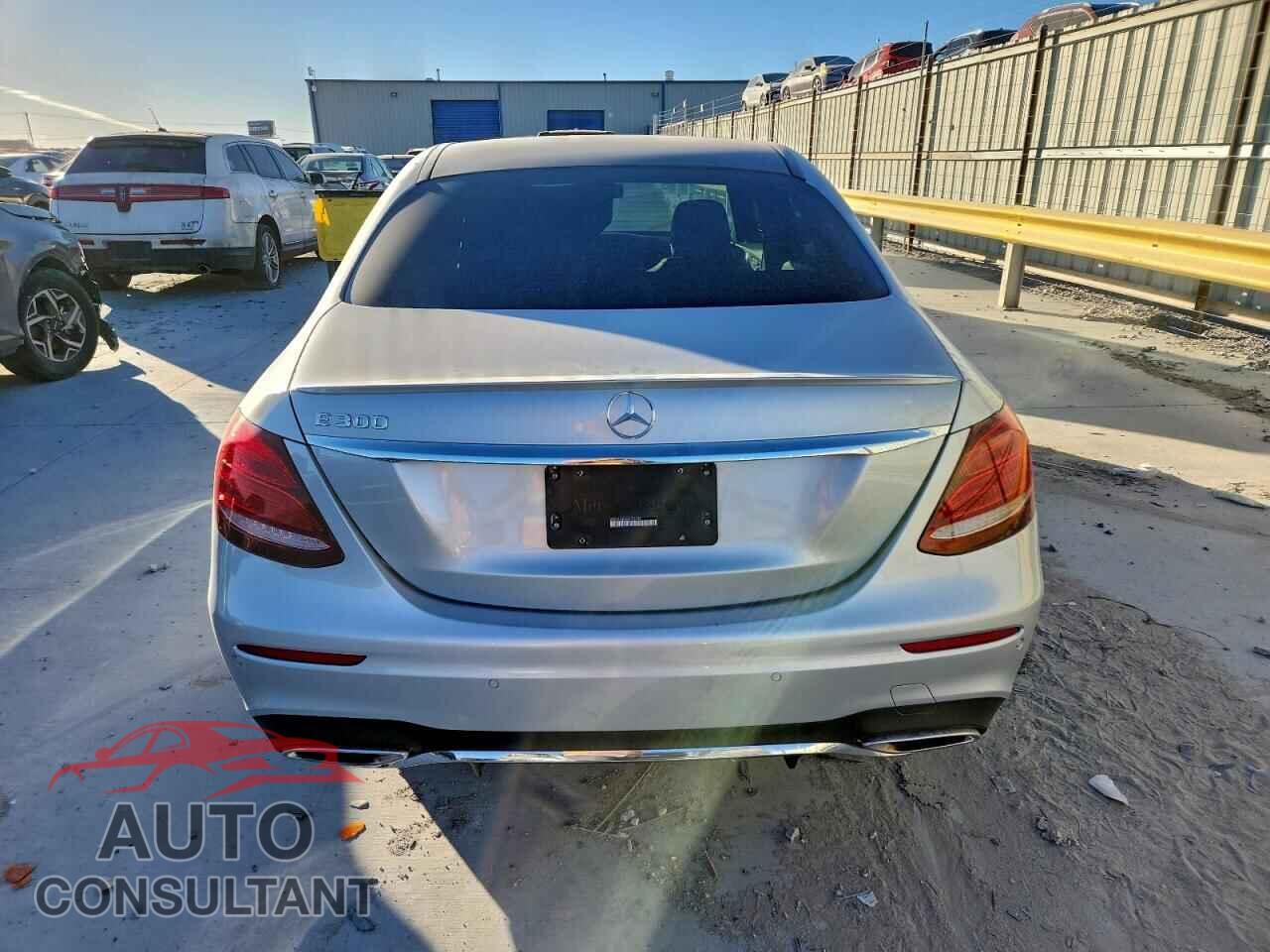 MERCEDES-BENZ E-CLASS 2017 - WDDZF4JB3HA102434