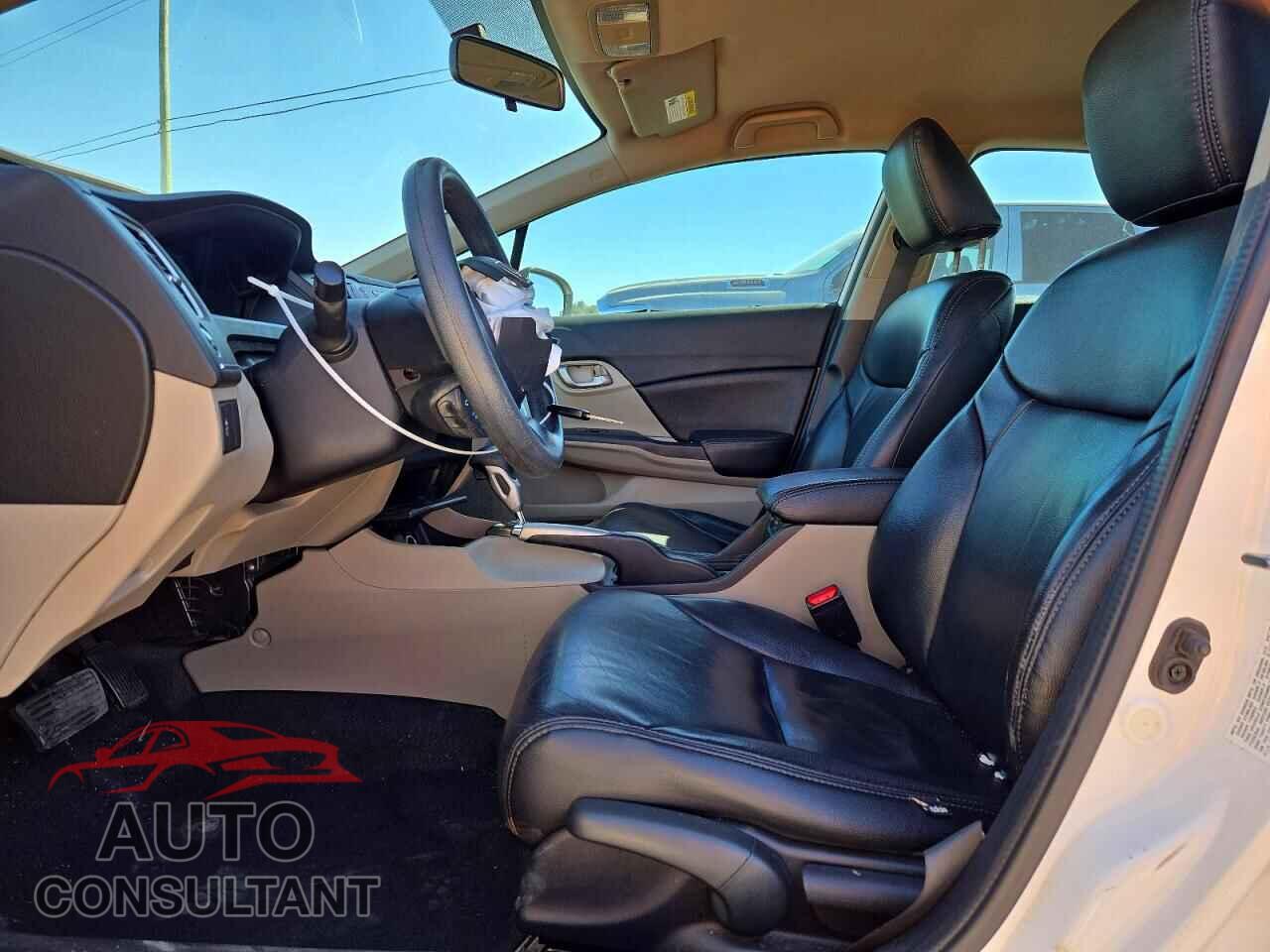 HONDA CIVIC 2015 - 19XFB2F57FE063101