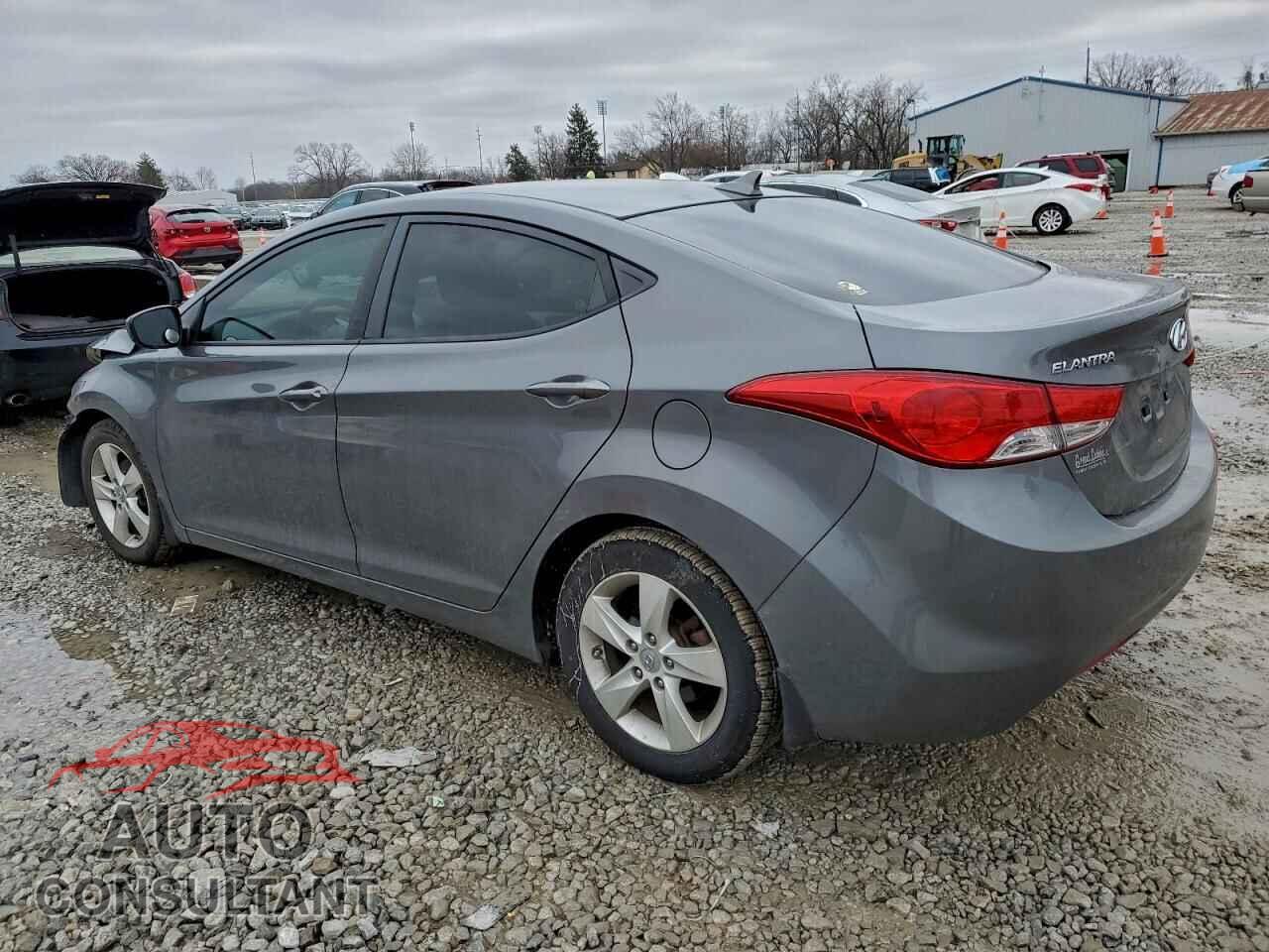 HYUNDAI ELANTRA 2012 - 5NPDH4AE8CH127338