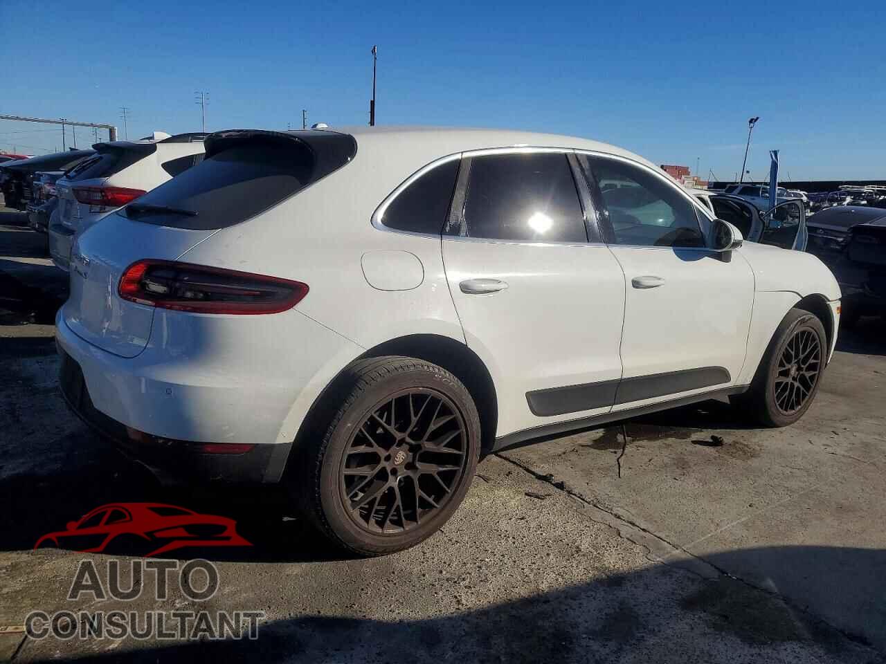 PORSCHE MACAN 2015 - WP1AB2A5XFLB70120