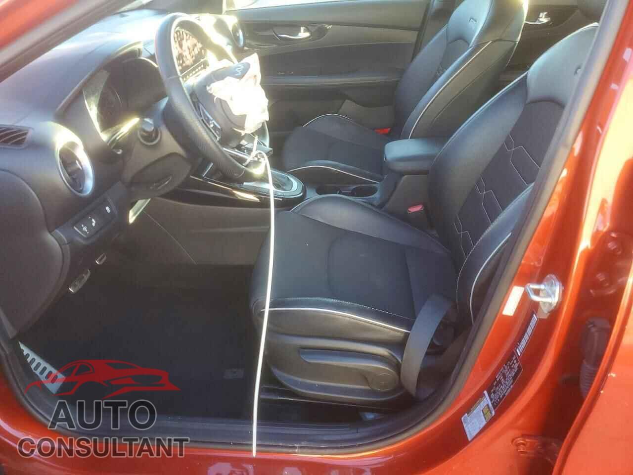 KIA FORTE 2023 - 3KPF54AD7PE543660