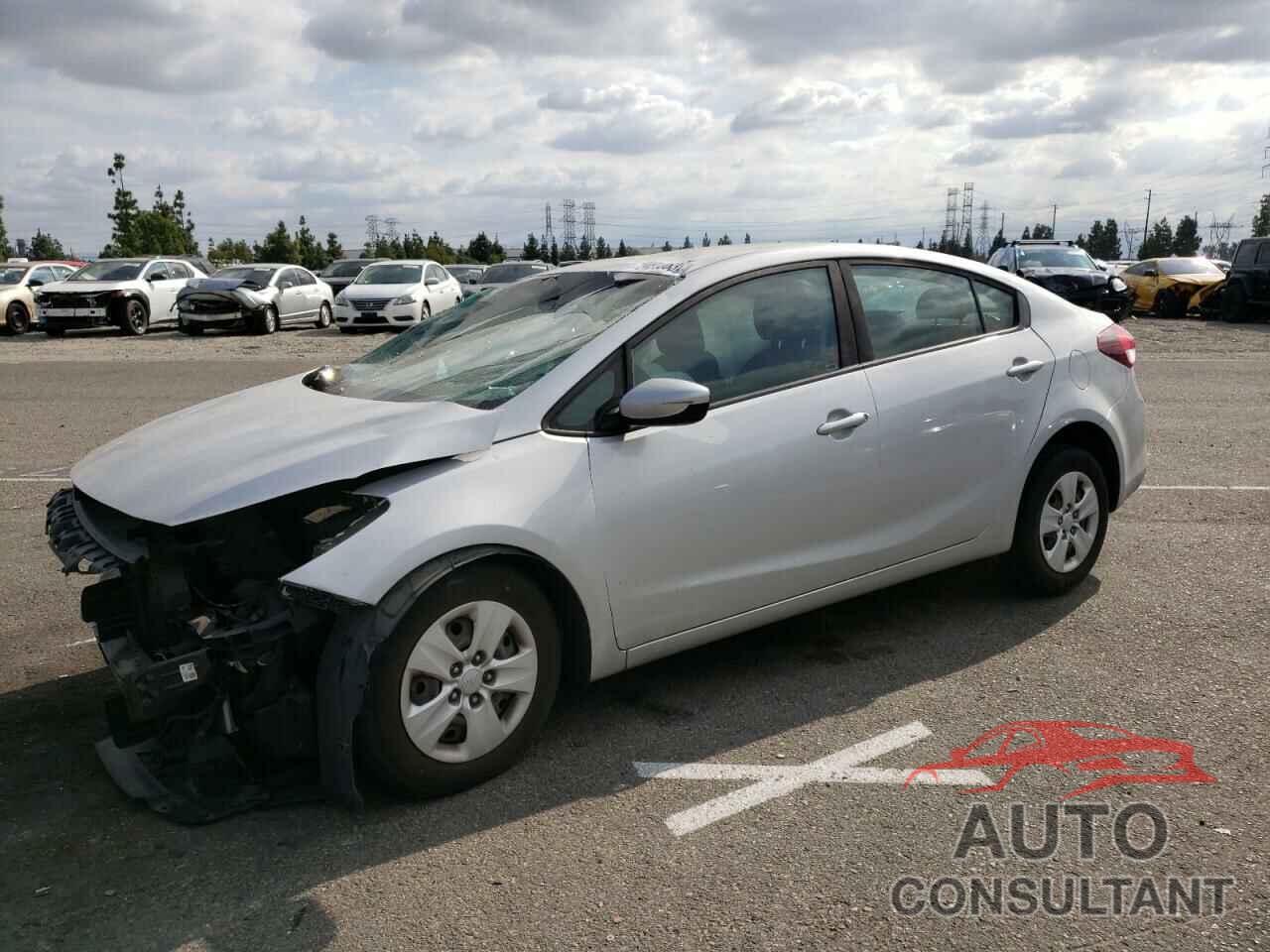 KIA FORTE 2017 - 3KPFK4A75HE100282