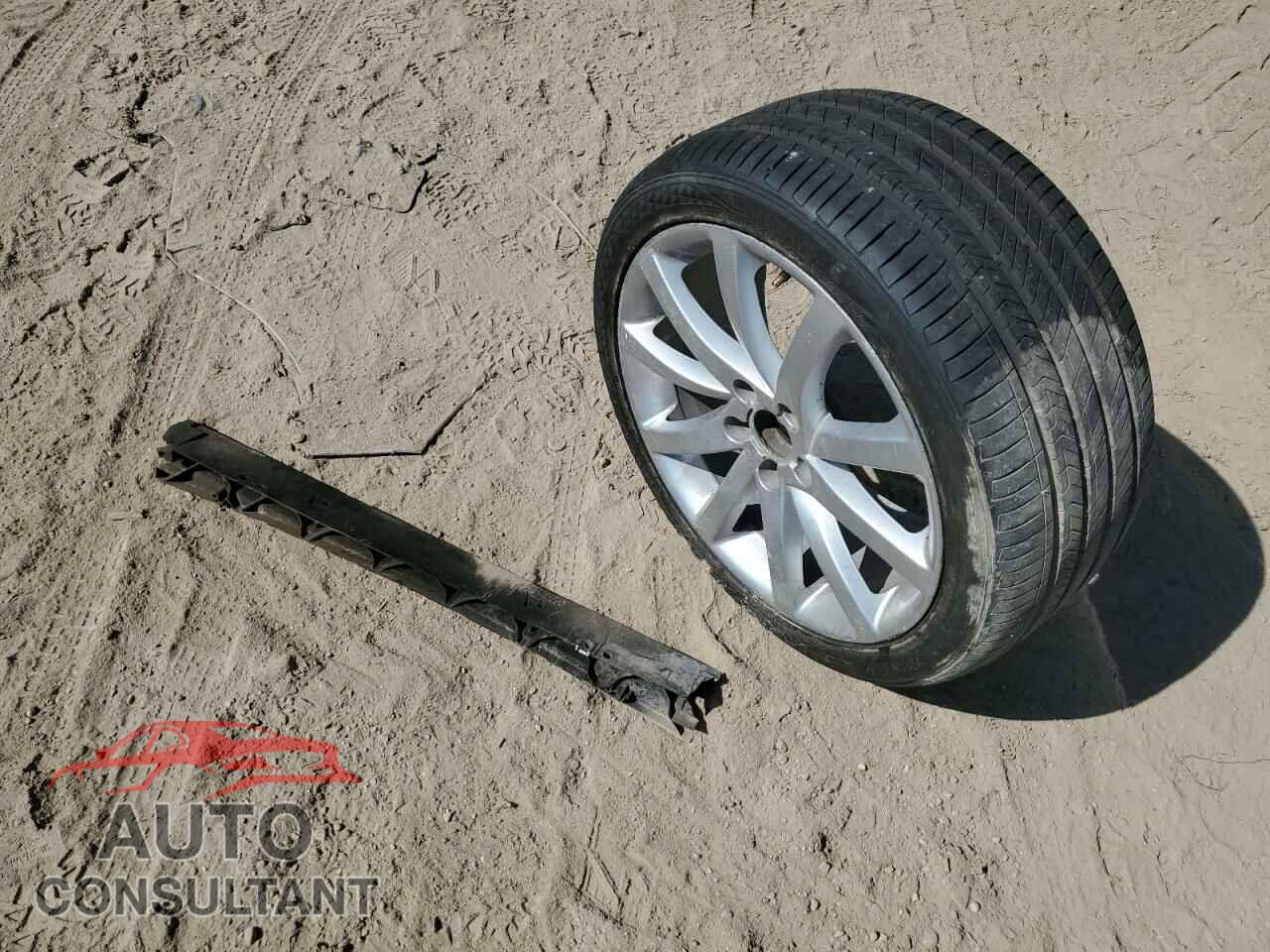 AUDI A4 2013 - WAUFFAFL4DN030043