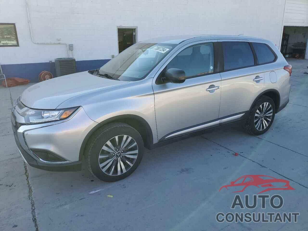 MITSUBISHI OUTLANDER 2020 - JA4AZ3A30LZ026340