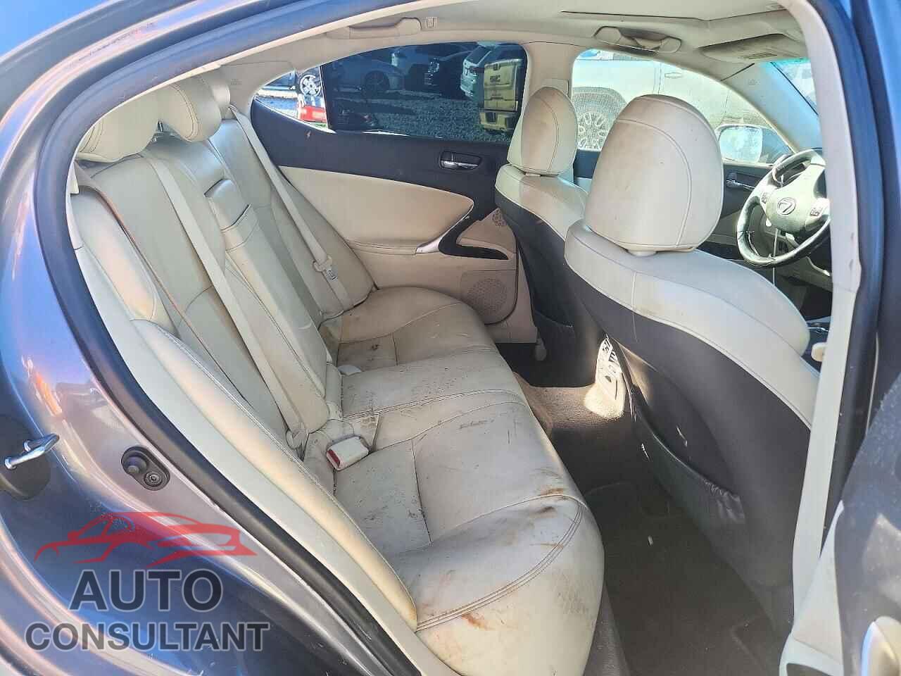 LEXUS IS 2012 - JTHBF5C28C5183896