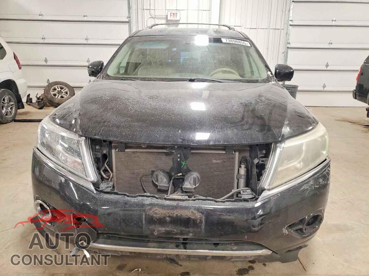 NISSAN PATHFINDER 2013 - 5N1AR2MM0DC637120
