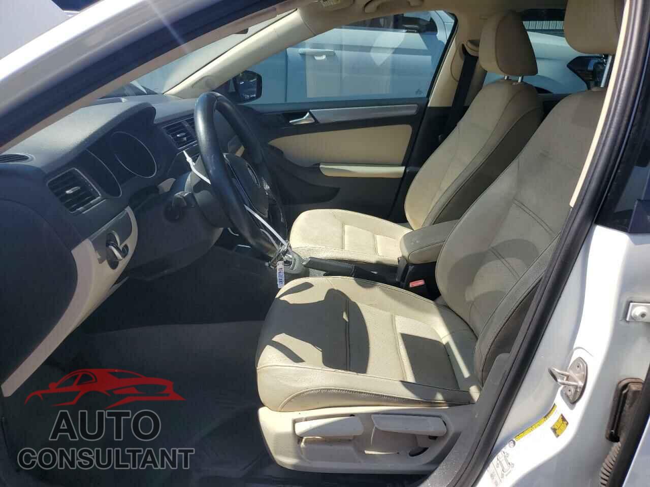VOLKSWAGEN JETTA 2016 - 3VWD67AJ3GM358357