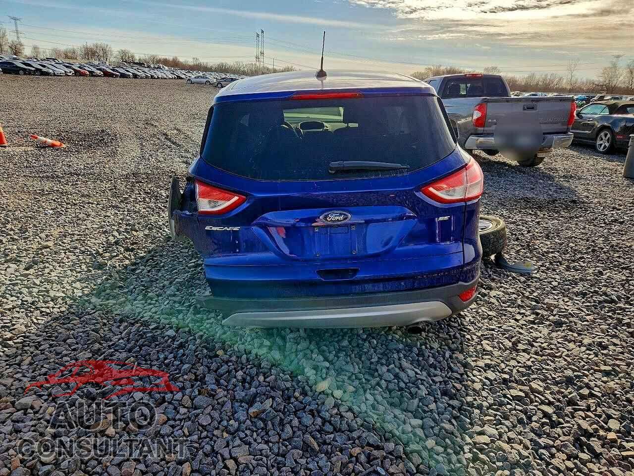 FORD ESCAPE 2015 - 1FMCU0G76FUB65021