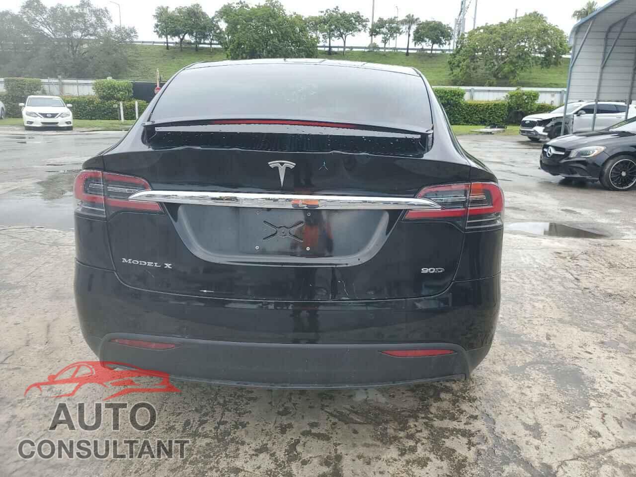 TESLA MODEL X 2016 - 5YJXCBE28GF029432