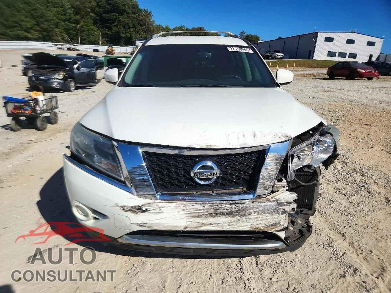 NISSAN PATHFINDER 2015 - 5N1AR2MN3FC722643