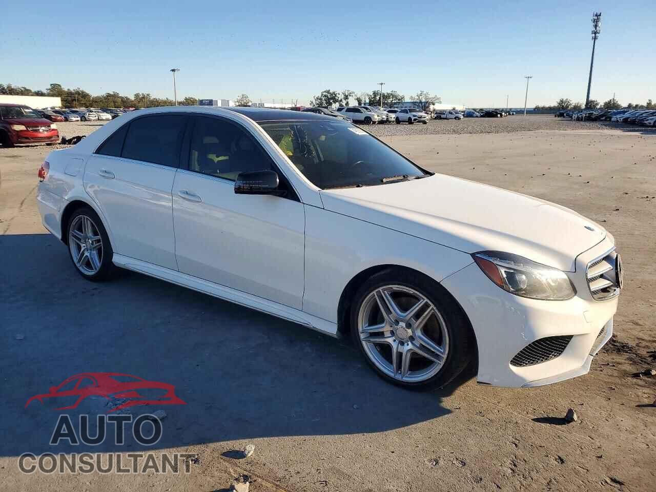 MERCEDES-BENZ E-CLASS 2014 - WDDHF8JB3EA901872