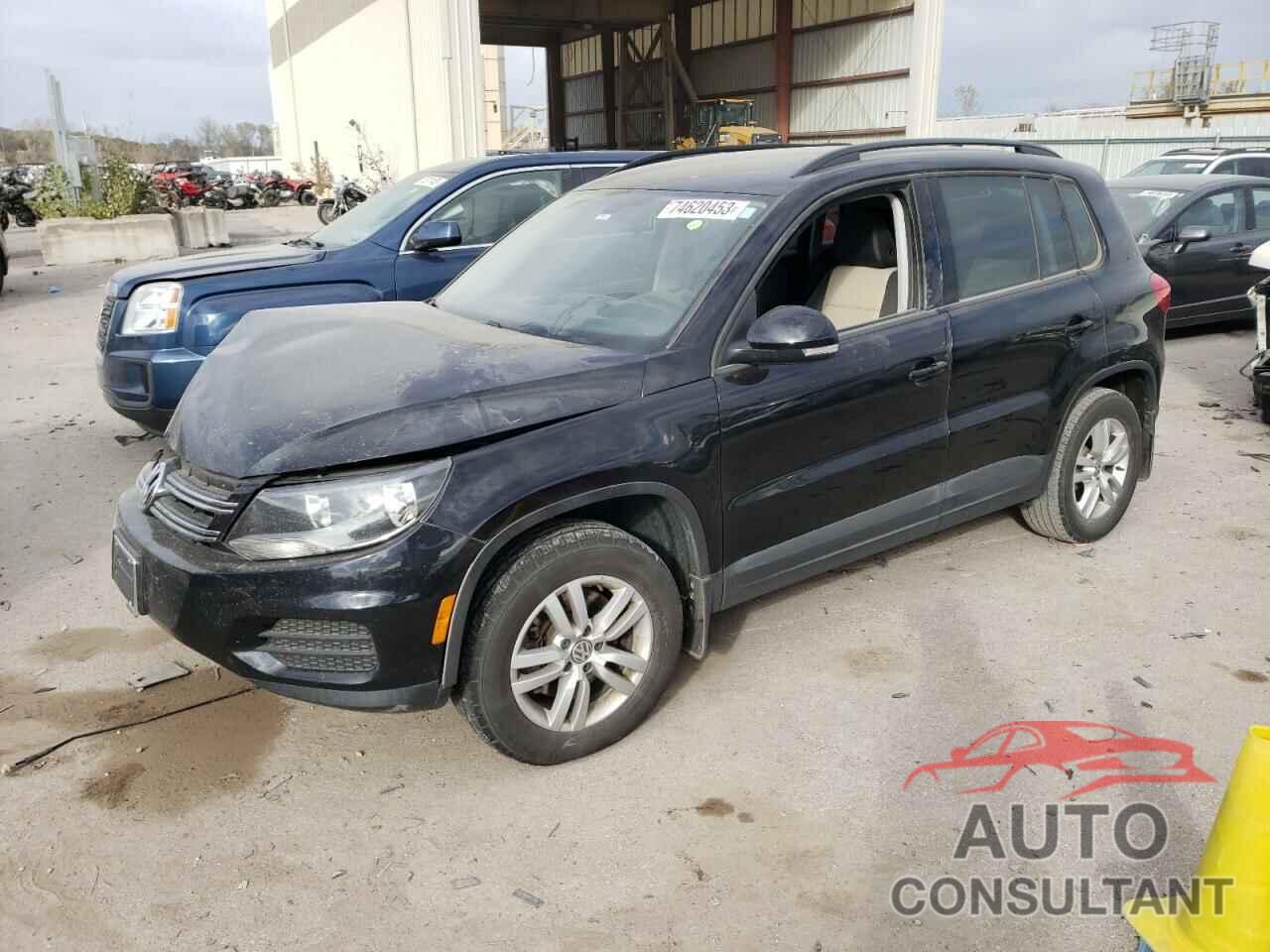 VOLKSWAGEN TIGUAN 2017 - WVGBV7AX7HK028095