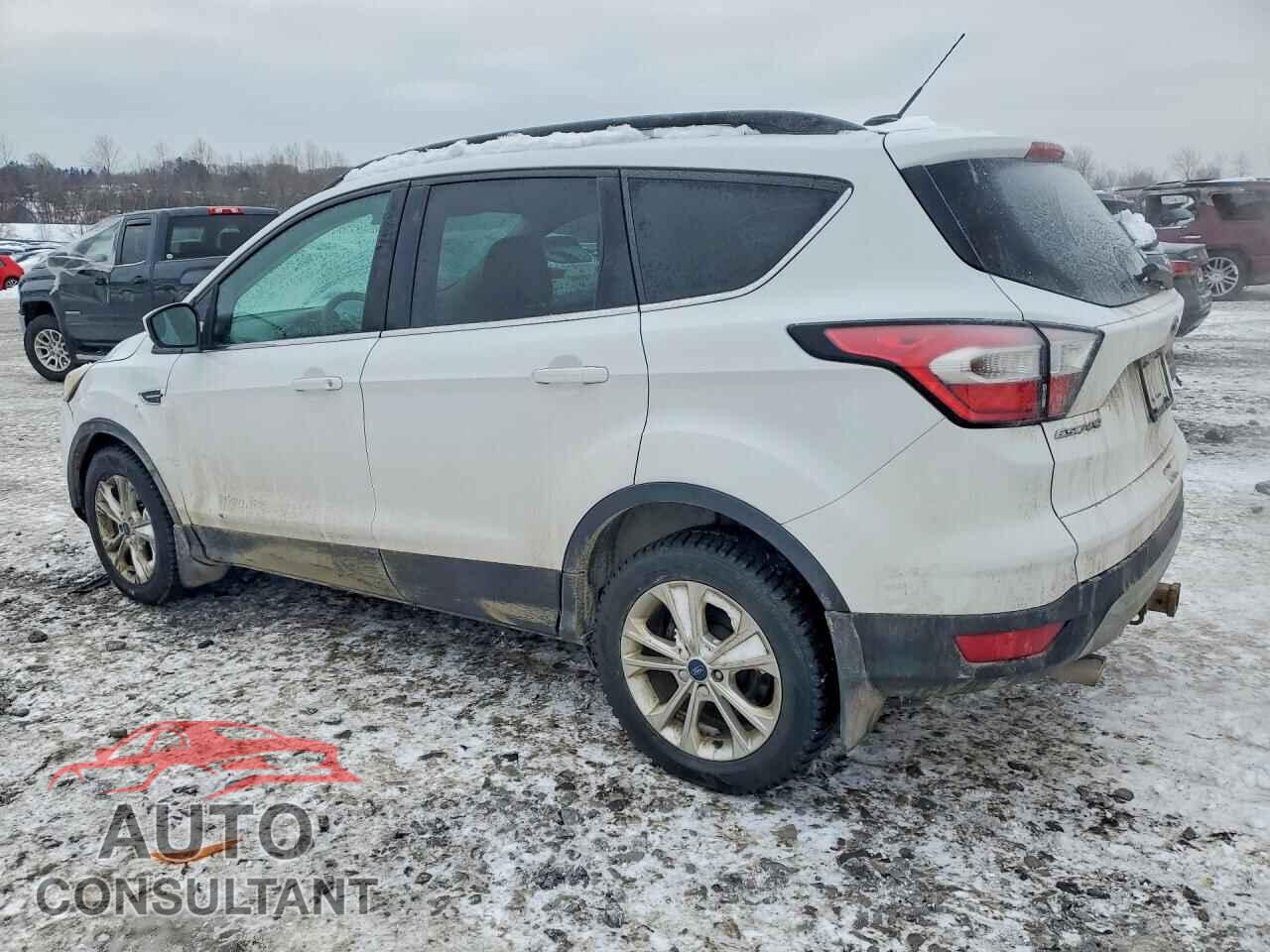 FORD ESCAPE 2017 - 1FMCU9G96HUB94804