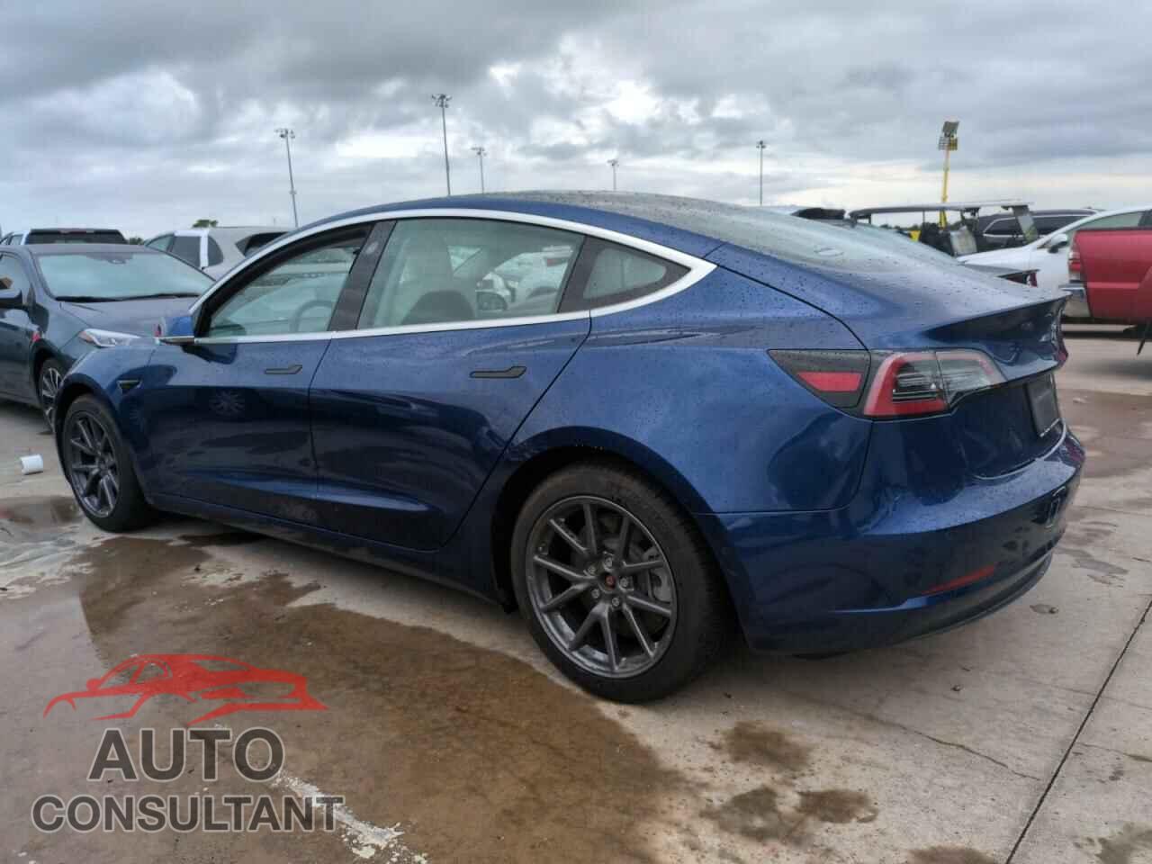 TESLA MODEL 3 2019 - 5YJ3E1EB6KF512946