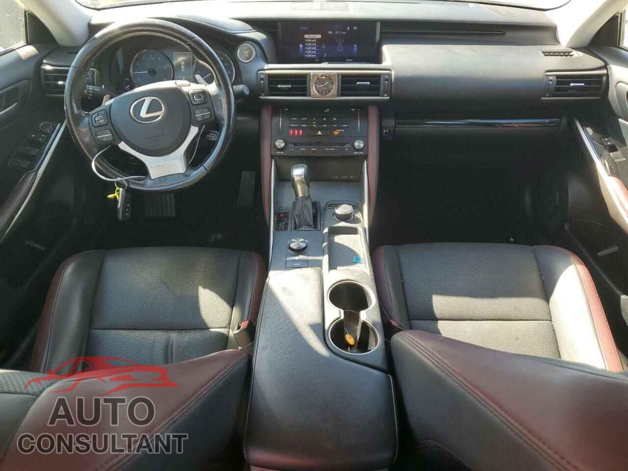 LEXUS IS 2017 - JTHBA1D20H5058503