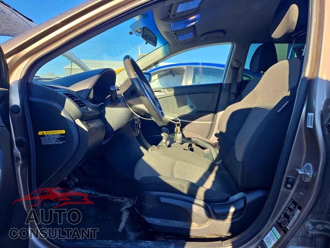 HYUNDAI ACCENT 2012 - KMHCT5AE1CU048787