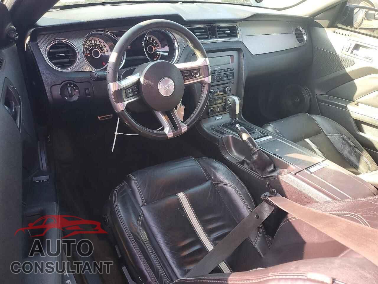 FORD MUSTANG 2013 - 1ZVBP8CF2D5275748