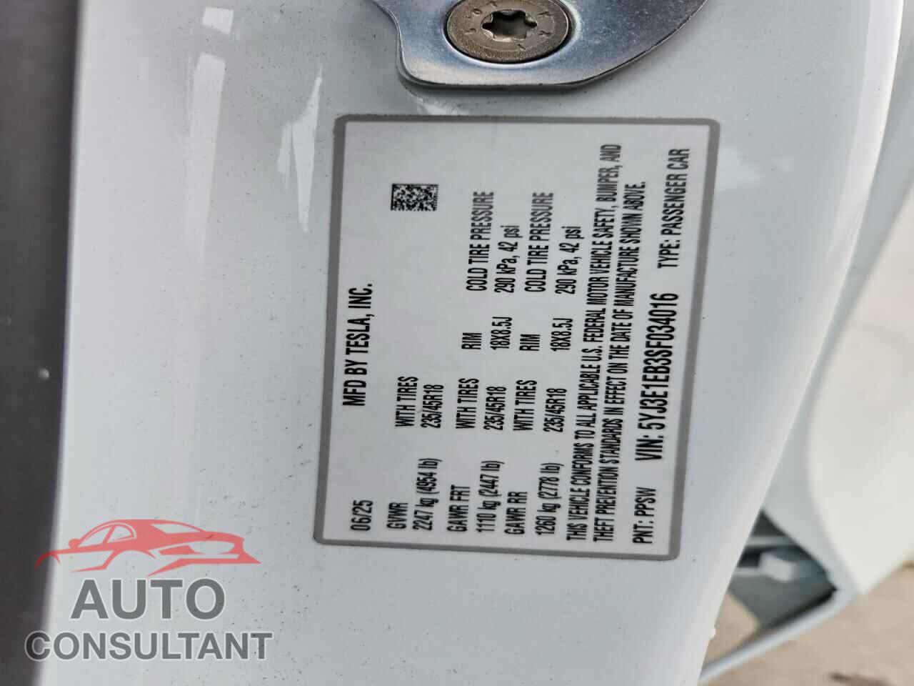 TESLA MODEL 3 2025 - 5YJ3E1EB3SF034016