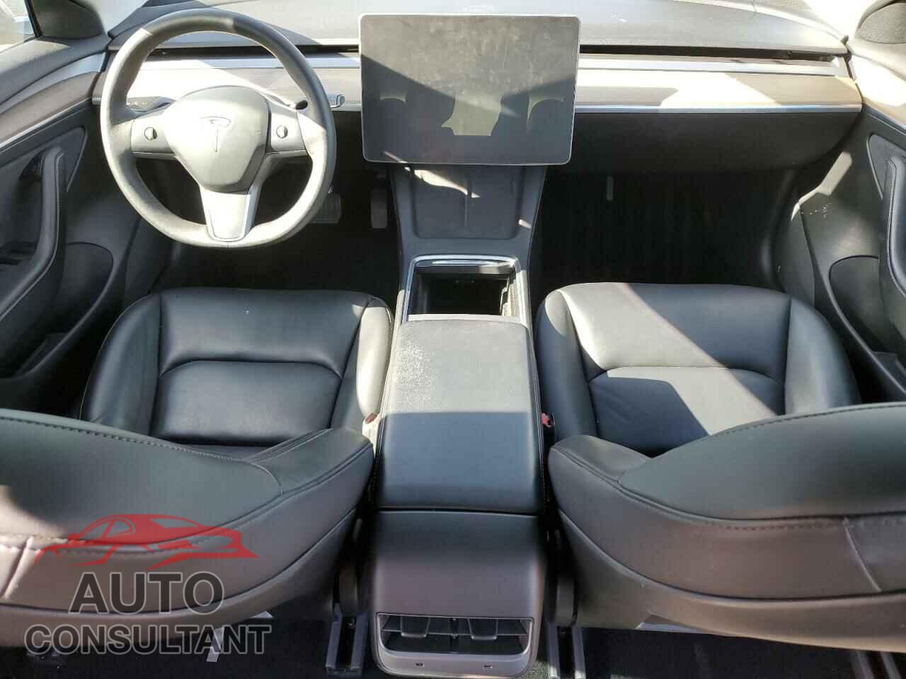 TESLA MODEL 3 2021 - 5YJ3E1EA1MF064514
