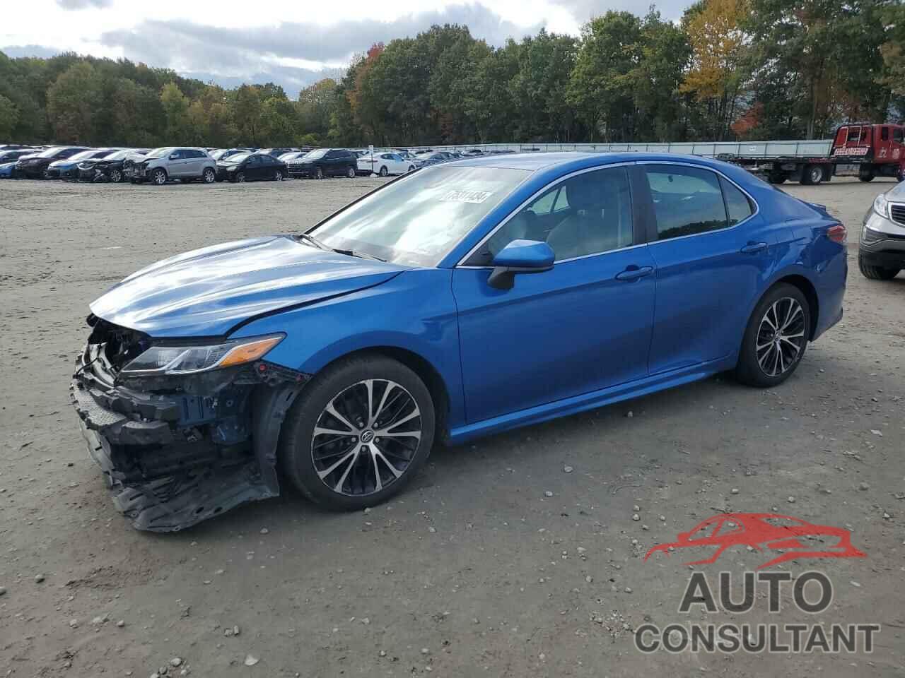 TOYOTA CAMRY 2018 - 4T1B11HK3JU036157
