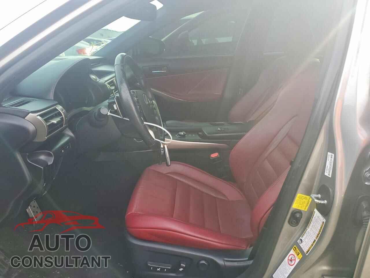 LEXUS IS 2015 - JTHBF1D20F5075249