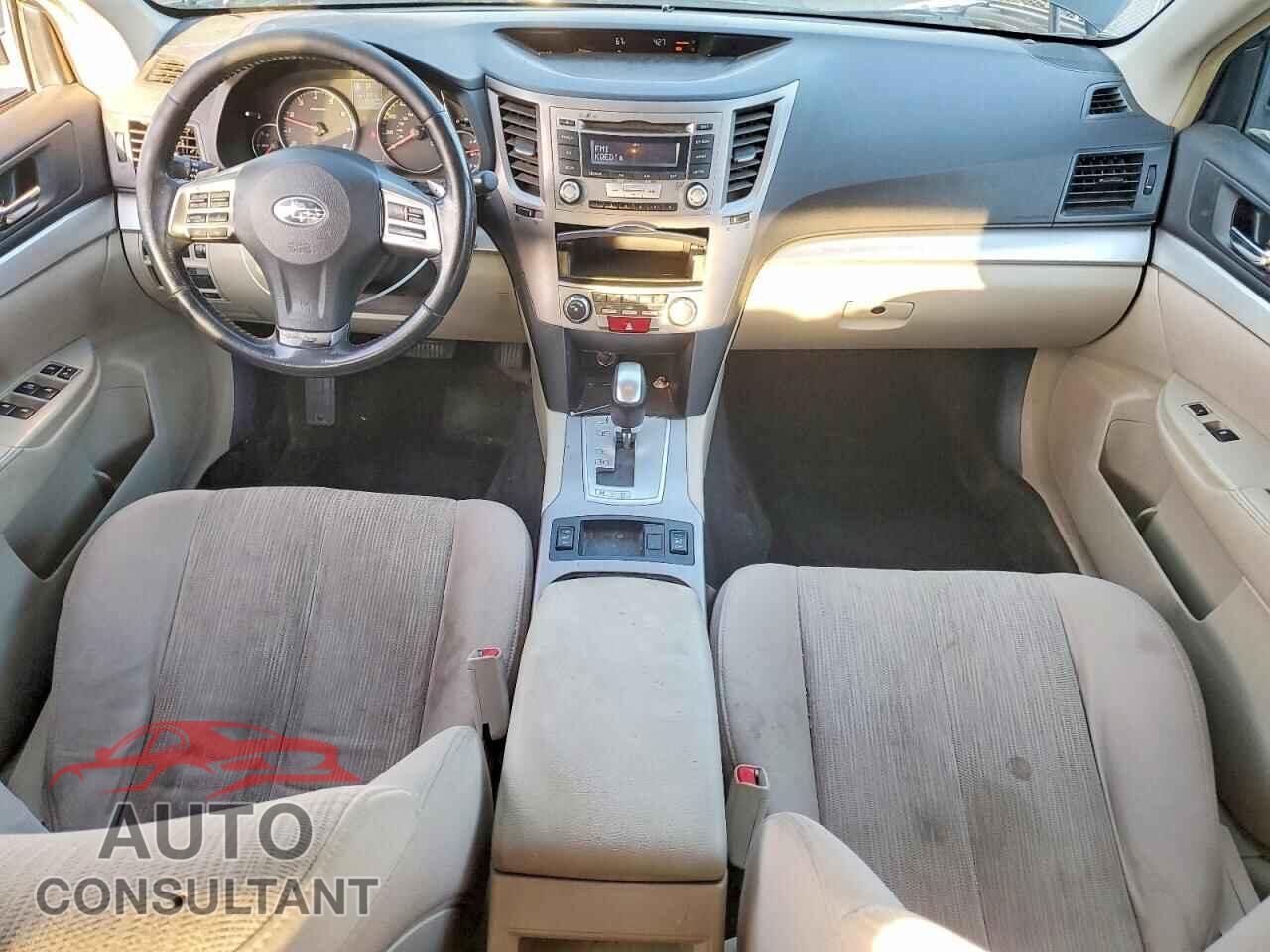 SUBARU OUTBACK 2013 - 4S4BRBCC4D3223030